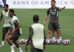 Alonso in tactical conundrum as LaLiga debut looms