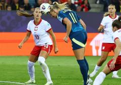PIX: Sweden, Germany enter women's Euro knock-outs