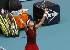 PIX: Philippine wildcard Eala stuns Swiatek in Miami