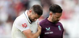 Woakes' injury adds to England's woes