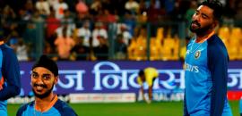 How Siraj's tip helped Arshdeep survive Test frustration