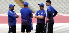 'Take a chill pill': Manjrekar blasts Gambhir