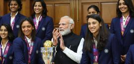 PIX: PM Modi hosts victorious women cricketers