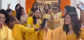 Ladki Wale! Team-mates Groove At Smriti's Haldi