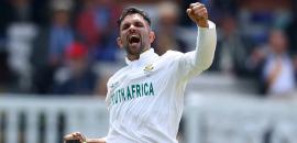 Maharaj, Stubbs keep SA in the contest vs Pakistan