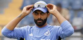 Jadeja boost for Saurashtra against formidable MP