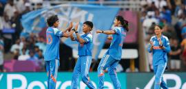 Cash Windfall Awaits Harmanpreet & Co If They Beat SA!