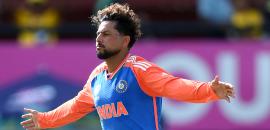 Our batters overawed by big names, admits UAE coach