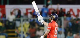 Salt destroys SA bowlers as Eng breach 300-run mark!