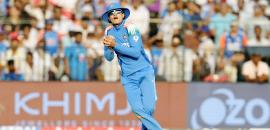 'Ring of fire': Why taking high catches is tough in Dubai