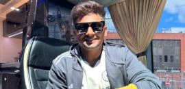 Gill's Gift For Sarfaraz!