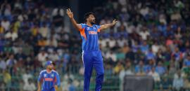 T20 WC: Bumrah becomes 8th Indian to grab 500 international wickets