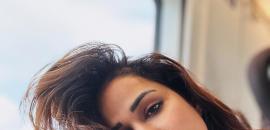Isn't Lavanya Tripathi A Hawt Mama?