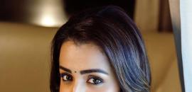 Navratri, Day 5: Trisha, Ananya Get Gorgeous In Green