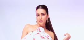 Ananya, Kriti, Raashii Have A Fun Favourite