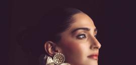 Kiara Advani, Bhumi Pednekar's Most Bizarre Accessories!