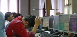 Sensex tanks 501 pts on selling in bank stocks, foreign fund outflows