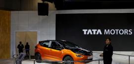 Tata Motors Q2 net loss at Rs 867 cr; revenue at Rs 18,585 cr