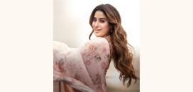 Janhvi Becomes A Sundari
