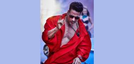 Akshay's Grand Gesture For Stuntmen