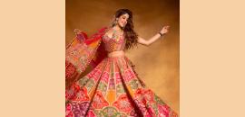 Best Dressed Movie Celebs This Navratri!