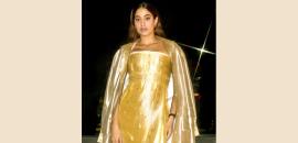 Janhvi Goes For Gold At TIFF