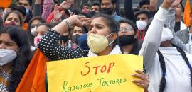 Cleric among 4 held as UP police bust conversion racket