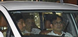 Tax officer who arrested Kejriwal, Soren resigns