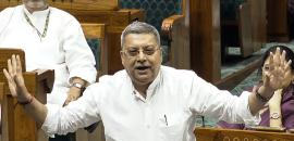 Kalyan Banerjee quits as TMC chief whip in LS amid coordination issues