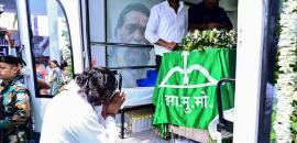 Shibu Soren cremated with state honors in native village