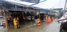 Mumbai rain fury: Mithi river swells, around 400 people evacuated