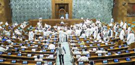 Three-year jail, Rs 1 cr fine: Govt tables Bill to ban online money games