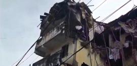 6 dead as unauthorised building collapses in Virar