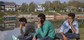 Govt makes Sanchar Saathi app mandatory on all new handsets