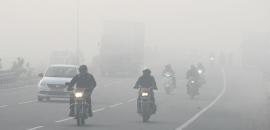 Dense fog threatens flight ops in North India, warning issued