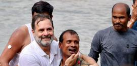 SEE: Rahul jumps into pond to catch fish during Bihar campaign