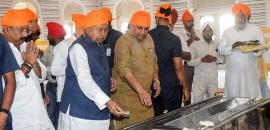 Nitish Kumar Prays For Victory