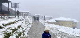 Gulmarg Turns White!