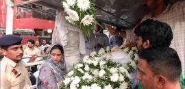 8 days after suicide, IPS officer cremated; wife demands fair probe