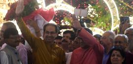Uddhav, Raj unite for MNS Deepotsav, fuelling alliance buzz