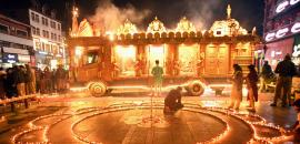 Diyas Illuminate Srinagar's Iconic Ghanta Ghar