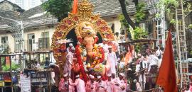 Drones, Coast Guard copter oversee immersion of Lalbaugcha Raja