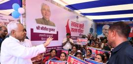 Bihar Polls: Non-Stop Contest For Sops