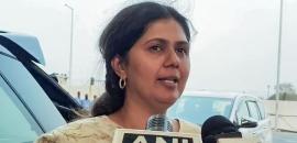 Pankaja Munde's helicopter faces snag ahead of take-off