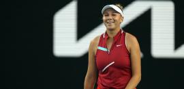 Anisimova demolishes Gauff to reach China Open final