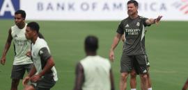 Alonso in tactical conundrum as LaLiga debut looms