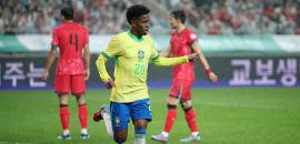Aggressive Brazil thrash South Korea in friendly