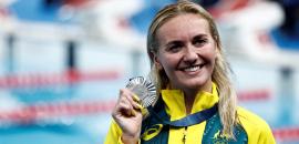 Why Aussie swimming queen retired at her peak?
