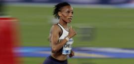 Chebet wins first World 10,000m title; Crouser, 3rd shot gold