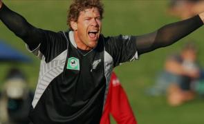 New Zealand coaches Ronchi, Oram granted leave for Pakistan Super League